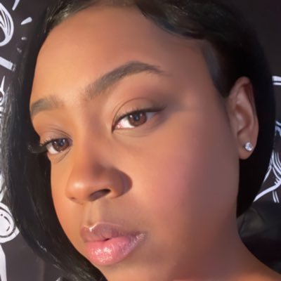 multi faceted creative 🧠✨ @ levelupyouraura on IG 🧘🏽♀️🪬 jewel talk the podcast. 🎙️