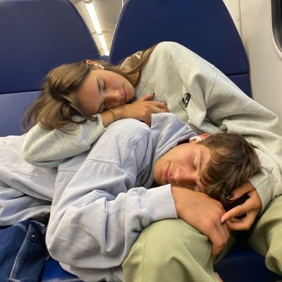 fdookgydt8z59do's profile picture. عمري ٢٤ سنه جسم ابيض ناعم رشيق طيز ابيض ناعم بارز مفتوح زب وسط نوعي مبادل مفتوح جاد لمبادل نفسي نريح بعض