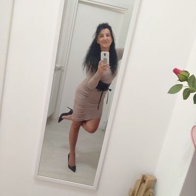Dignità e Amor Proprio(se siete profili porno non seguitemi Blocco e Segnalo) , grazie no cuori no baci (https://t.co/1ZVXU30h7e)