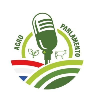 Grupo de productores y referentes del sector agropecuario, empresarios, padres, madres, gente de bien. 👨🏻‍🌾🚜 ¡Siete años uniendo al Paraguay que queremos!
