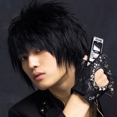 𝟎𝟒. 𝐂𝐀𝐒𝐓𝐋𝐄 𝐈𝐍 𝐓𝐇𝐄 𝐀𝐈𝐑💉 ✮𝐃•𝐓•𝐃✮ 5:14⚷ꗃ
1st & 2nd gen kpop enthusiast ☆ glam metal & vkei ☆🕸️unBeautiful🕸️ 4vxq !!