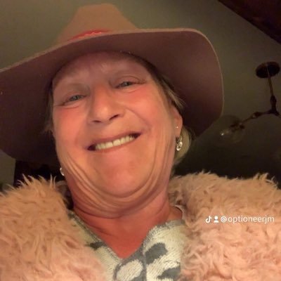 Knowledge junkie; Jeannette Marshall #yyc @optioneerjm Instagram FB #TikTok CalgaryBlogger Breast Cancer Survivor November 2019 Caregiver 4 #braininjured hubby