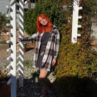 hannah :) (@peasoverboard) 's Twitter Profile Photo