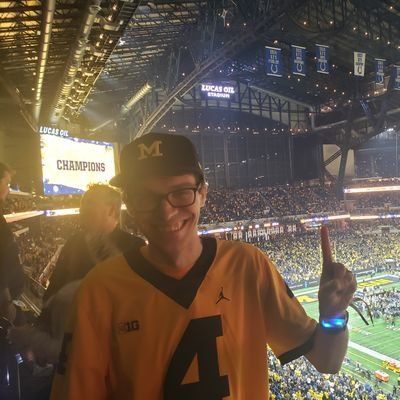 Bachelor's from University of Michigan. PharmD from WSU. ΜΟΠ. Former UofM quidditch player. Tweets are mine and only mine, Retweets ≠ Endorsements