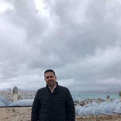 PhD , Trainer in AI governance & International Finance.