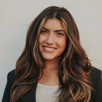 CarlyRezac's profile picture. 