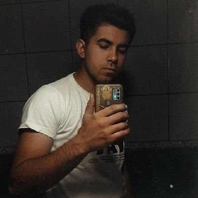 Fedee_giroldi's profile picture. Mecánico, millonario, filántropo                                                                      Argentina será prospera.