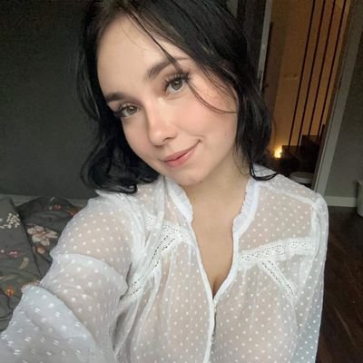 Well just so you know I'm a body massage therapist , I offer all forms of body massage with happy endings too , I do meet ups, and I sale xxx contents too