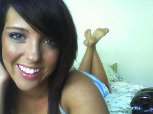 p_TTeresazz's profile picture. Anyone wanna tell me what to do on cam? add me at http://go-u‌r‌l.in/9tA