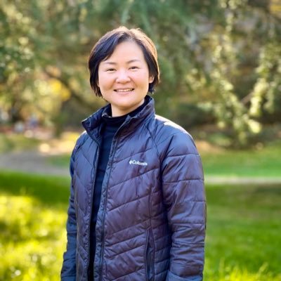 間合いを用いて「ゆだねる」動きを引き出すボディーワークYielding Embodiment®プラクティショナー|yieldとムーブメントワークを通じて、自分に寛ぎ身体・世界とのつながりとバランスを育てるセッションを提供しています。心身一如。身体、心、思考は同じもの|身体感覚|パントマイム|ヨガ|古武術