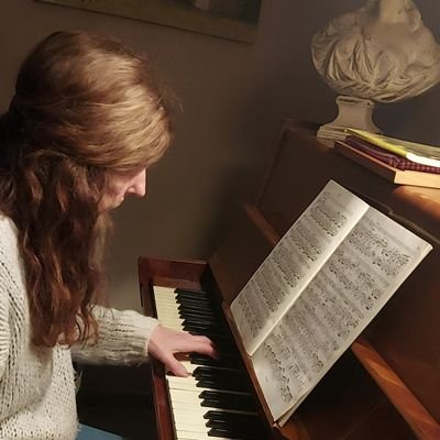 Perfectionnement du jeu au piano autour de Frédéric Chopin !
https://t.co/LFUNf1yN9P
murielchristiaens9@gmail.com