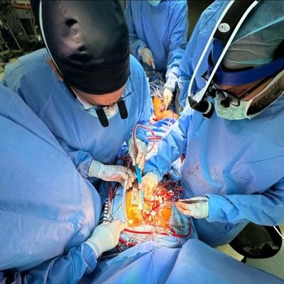 Cardiac Surgeon at King Abdullah Medical City مدير مركز القلب بمدينة الملك عبدالله الطبية