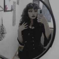 lala (@laryque2) 's Twitter Profile