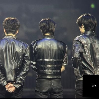 2261__'s profile picture. Tempat berkeluh kesah, overthinking, ngehaluin tokoh fiksi.