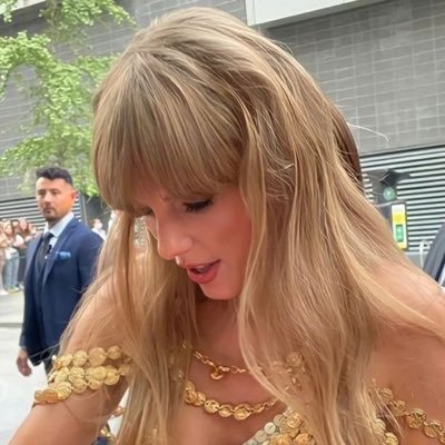 BROOKEPASTORA's profile picture. oned tswift 5H