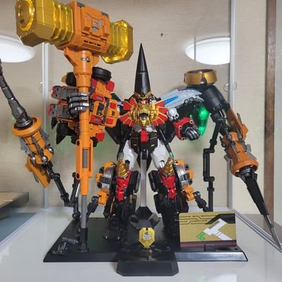 zinyu0425's profile picture. このアカウントは公共の毒電波を再利用して構成されています。
ロボットは最高だ！男のロマンだ！
へんたいふしんしゃさん