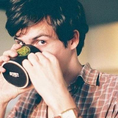 DavidSt60127900's profile picture. The blue-eyed fortress challenges plow.