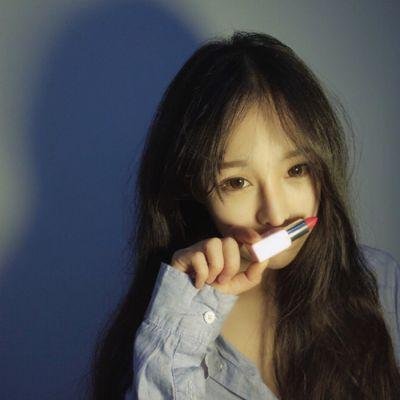 DavidSt37596774's profile picture. The imaginary self-control projects limo.