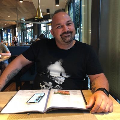 ChrisWien20's profile picture. ÖBB / SK Rapid WIEN/Apple