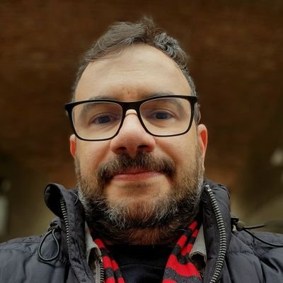 ⌨ Pernambucano morando em AL; colunista do UOL. Eu não gosto do bom gosto. Não gosto do bom senso. Não gosto dos bons modos. Gosto dos que têm fome!