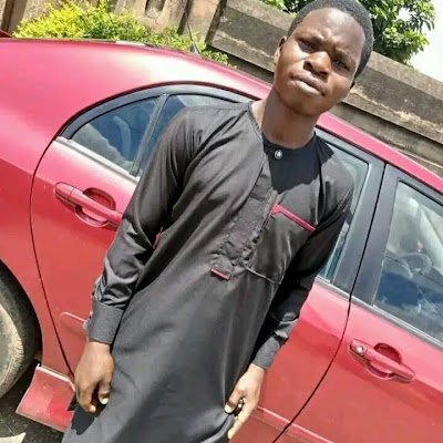 abubakri3542790's profile picture. 