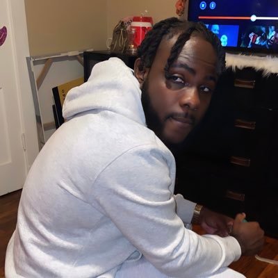 sexyboi__Jay's profile picture. she be touchin on her own body