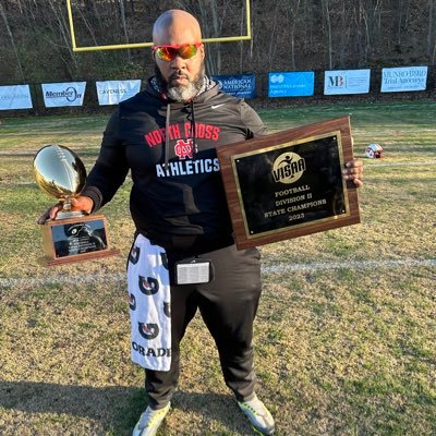 DIRECTOR OF 🏈 OPERATIONS & RB COACH @ NORTH CROSS SCHOOL 08, 11, 19, 22 & 23 STATE CHAMPS 💍🥇 | OWNER OF DRE4M CHASERS 🏀 LLC | COACHREED540@GMAIL.COM