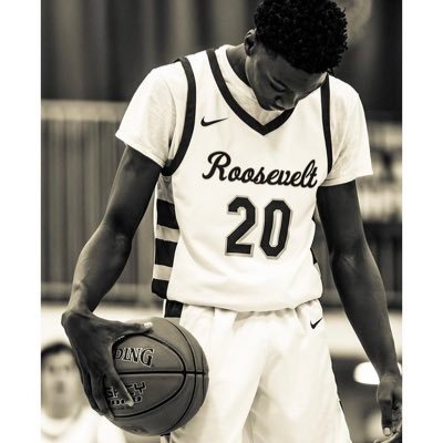 RTremitaylor@gmail.com Class of 2025 Athlete 🏀+FAMILY+🙏🏾=🙂 🔁