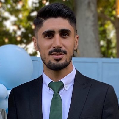 reza01moradi's profile picture. میتونم بگم با کامپیوتر ها میتونم شبکه بسازم ولی با آدما نه