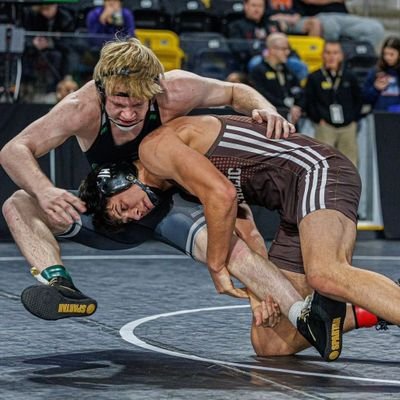Joliet Catholic Academy, Class of '24
3x SQ, 16U IL Freestyle Runner-up, 2x Fargo Qualifier
Ranked in top 10% of class, NHS, GPA 5.7/3.58
