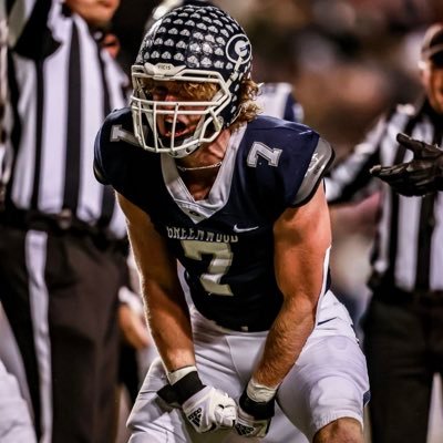 OLB Greenwood Bulldogs '25 ⭐️⭐️⭐️Ht: 6’1 1/2 Wt: 222lbs 4.63/40 4.14 5/10/5 (CoachYoung 479-252-4863) 345 Bench 425 squat https://t.co/IIzprJOX5I