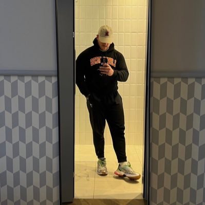 Mitab2's profile picture. I want to be nice, but everyone annoys me. 😇✨