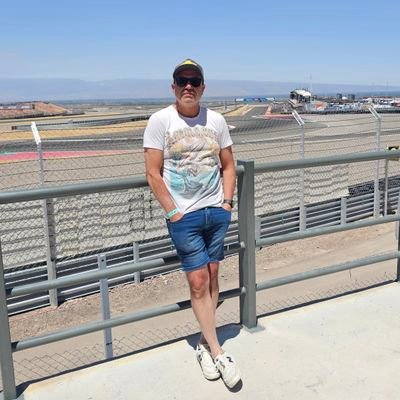 c_emir's profile picture. 