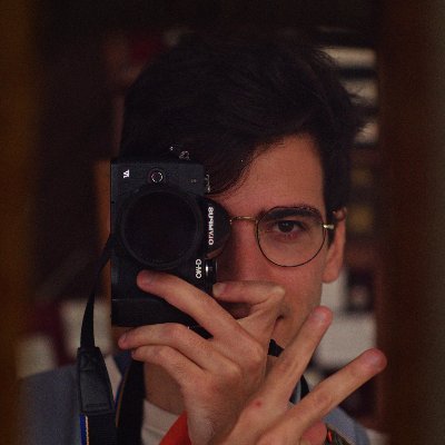 I'm a Portuguese dual-degree PhD student that has one foot in Portugal and the other in Pittsburgh, PA. 🇺🇸🇵🇹
📷🎞️ I shoot in film and digital!