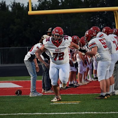 Football Player/track athlete OT/DT MLWR HS 3.6 GPA ~ 500 lb Squat ~ 355 lb Bench ~ 225 lb Hang Clean ~ 6'0 260 lbs ~ Class of 2026 daytonstavely0@gmail.com