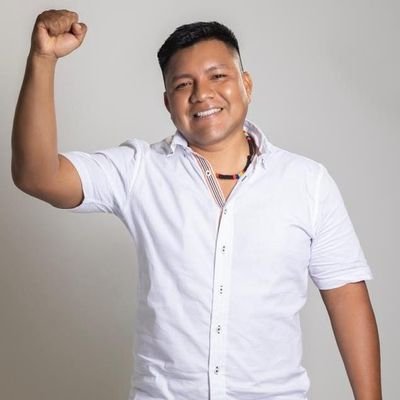 Representante Legal de la organización de los Cabildos Mayores de  Rio Sinú y Rio Verde  

Defensor de los derechos humanos

Profesion Administrador de Empresas