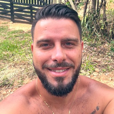 lysonson's profile picture. Não são tweets, são contos de sabedoria! :)
