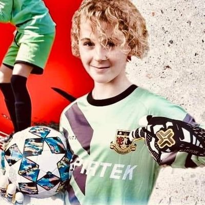 Aspiring goalkeeper.
preparing for U13/U14 24/25 season
Sittingbourne 🔴⚫️
Palace for Life Foundation🦅
LCL PDP🦁
Kent Schools FA
J4K 🧤
Account run by parents