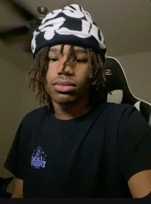 Theyluv_ghost's profile picture. 