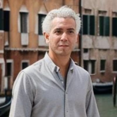 SergioJimenezMH's profile picture. Comunista,
Politólogo e Historiador.
Ciudadano del mundo nacido en Madrid.