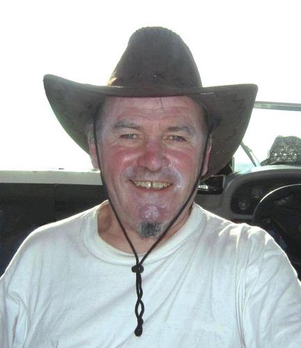 JEFF49_A2's profile picture. Poète ; humoriste ; qui a déjà publié cinq ouvrages. Aventurier ; voyageur., chercheur...