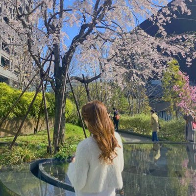 私はゴルフが好きで初心者🏌️の個人ブログ旅行です……友達を作るのが好きです。私の日本語は下手ですが、(私は3つのグローバルオンラインショッピングセンターCEOを経営しています)💰まだ勉強中です。ありがとう。 日本文化が好きな台日混血です。(投資の招待を拒否します。)🙆♀️👫🏻😺💅🏻水泳は私の趣味で