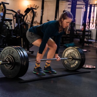 frostysharpie's profile picture. 📍Denver | pervasive cynic | she/her