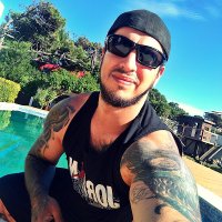 Paul (@paul_loves2023) 's Twitter Profile