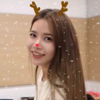 yongsunny__'s profile picture. #솔라♡