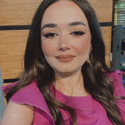 renadasami's profile picture. je fais confiance à Allah que tout ira bien 🤍ce qui m'appartient me trouvera✨