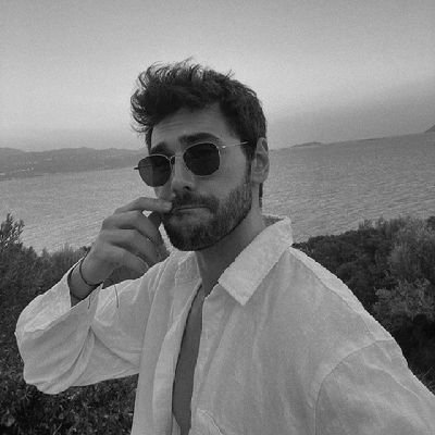 _careesigara's profile picture. ▪︎ruhum enkaz