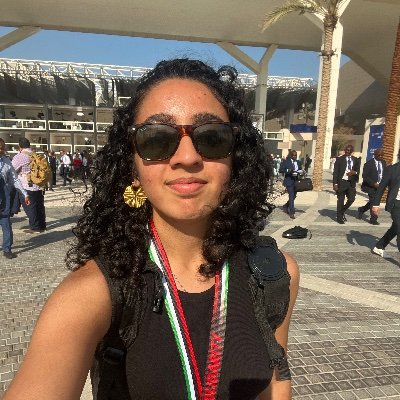 prettycar1206's profile picture. 🌱 Environment, Politics, and Data @oxfordgeography 
🦦 Moonlighting @RimbaWatch; formerly @canseaclimate
🌏 Cult member of @uwcthailand  🎓 Alum @sciencespo