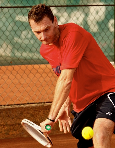 The_our's profile picture. Edmond Dantès... o, per chi non ama Dumas, pensate a me come al Cavaliere Nero di Proietti...