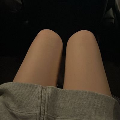 zKOs8s4b7m31188's profile picture. 167 49 B85라인이나 디엠 안보먼 한번만룸나무더 보내주세요